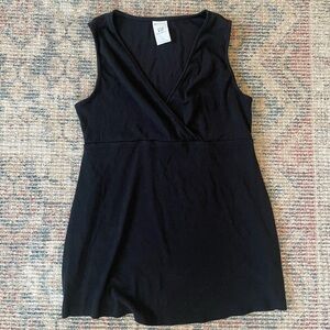Gap maternity/nursing tank